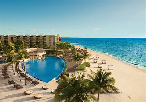 dreams hotels and resorts.